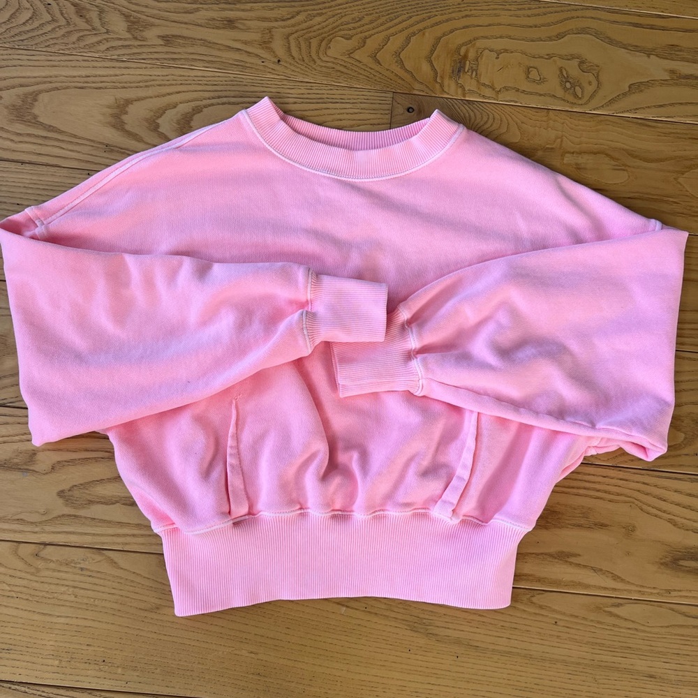 Aerie crop fleece
